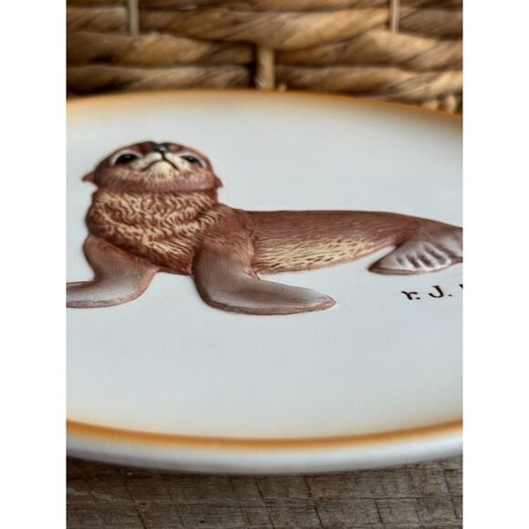 1979 Akiku Seal Pup Plate River Shore Ltd First Issue #4355 Wildlife Art - Picture 8 of 13